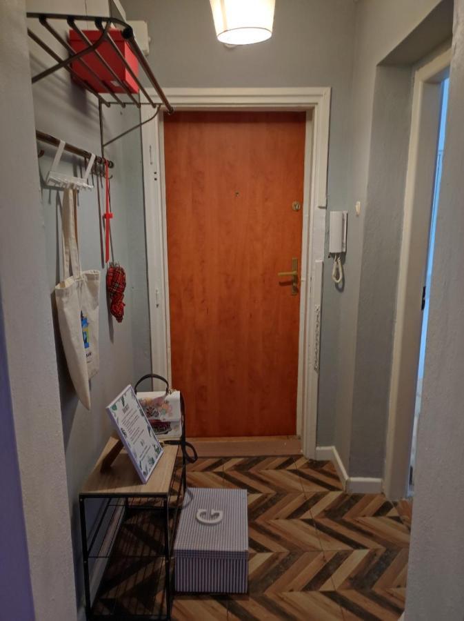 Single Room No.3 In The Very Center Of Βαρσοβία Εξωτερικό φωτογραφία